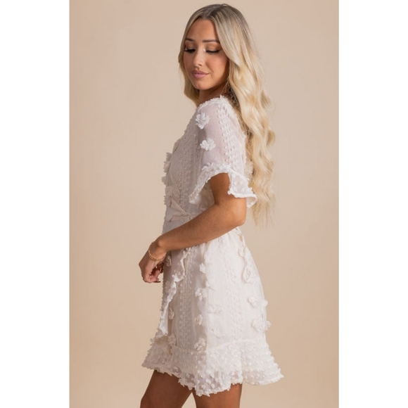 Bella Ella Moving On Textured Mini Dress - Picture 3 of 9